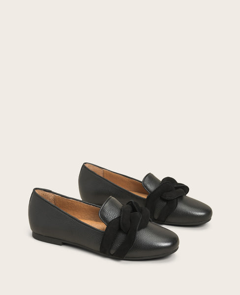 Leather Loafer Flats – Suede Chain Detail | Kenneth Cole display picture 1