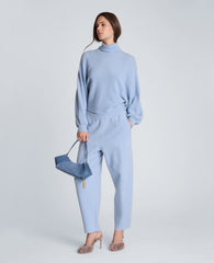 Horizontal Shaker Crop Turtleneck