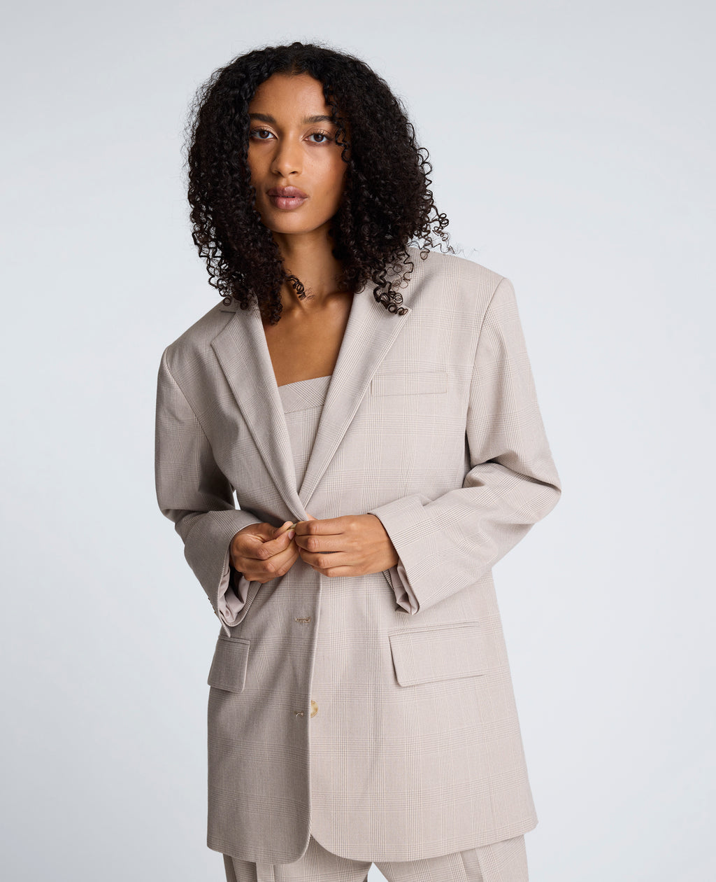 Kenneth Cole - Plaid Three Button Boyfriend Jacket with Flap Pockets WOMENS JACKET for Women 