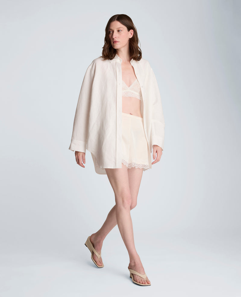 Kenneth Cole - Pull On Lace Hem Short WOMENS SHORTS for Women