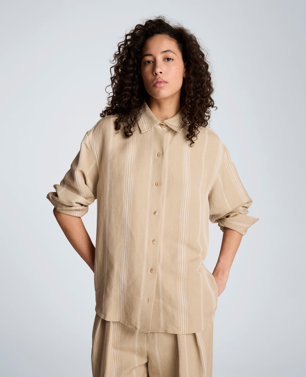 Kenneth Cole - Striped Drop Shoulder Button Front Boyfriend Linen Shirt WOMENS SHIRTS for Women 