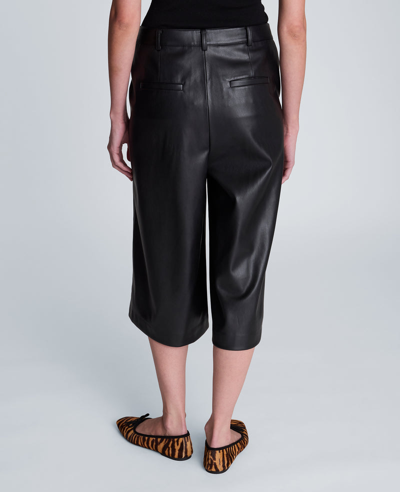 Kenneth Cole - Fly Front Long Pintuck Short WOMENS SHORTS for Women