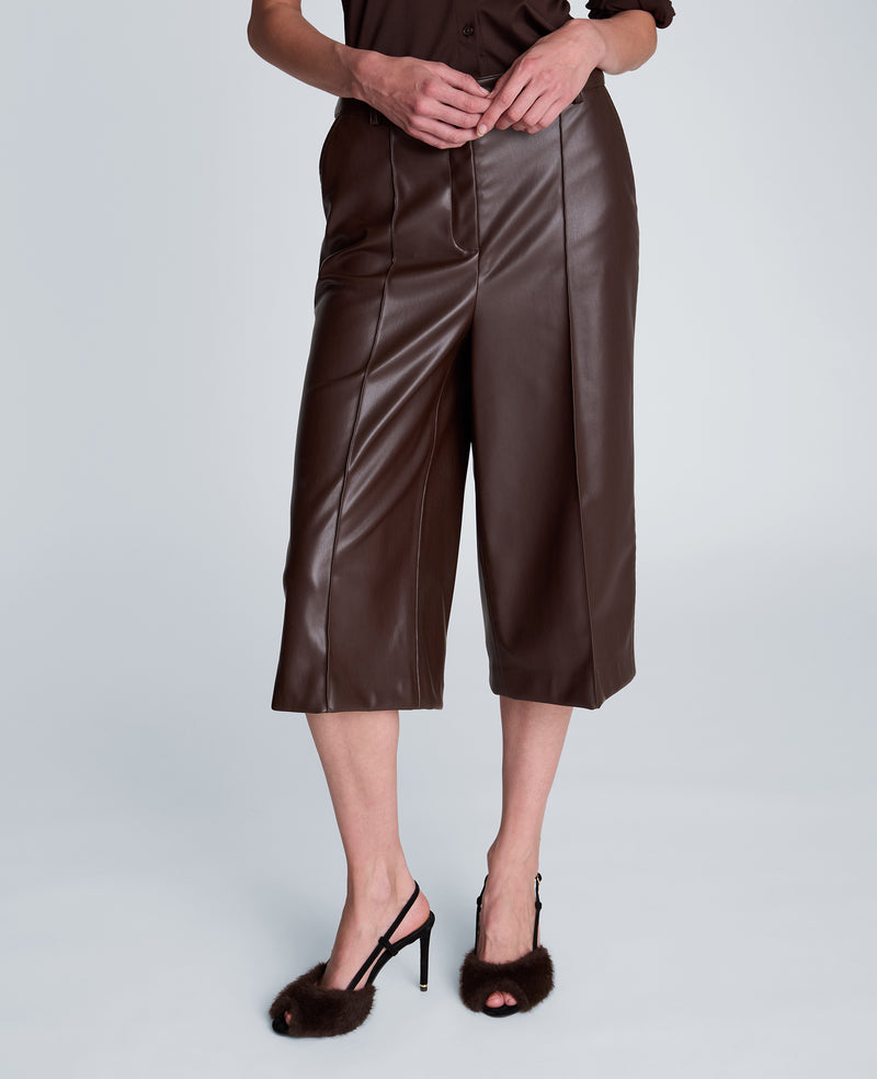 Kenneth Cole - Fly Front Long Pintuck Short WOMENS SHORTS for Women
