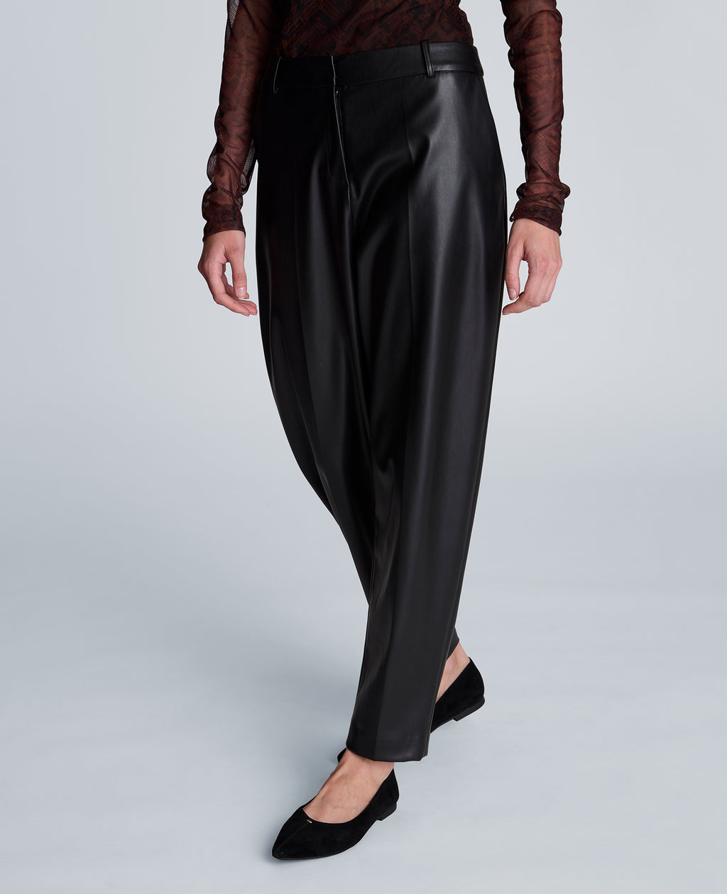 Kenneth Cole - High Rise Fly Front Barrel Leg Pants WOMENS PANTS for Women 