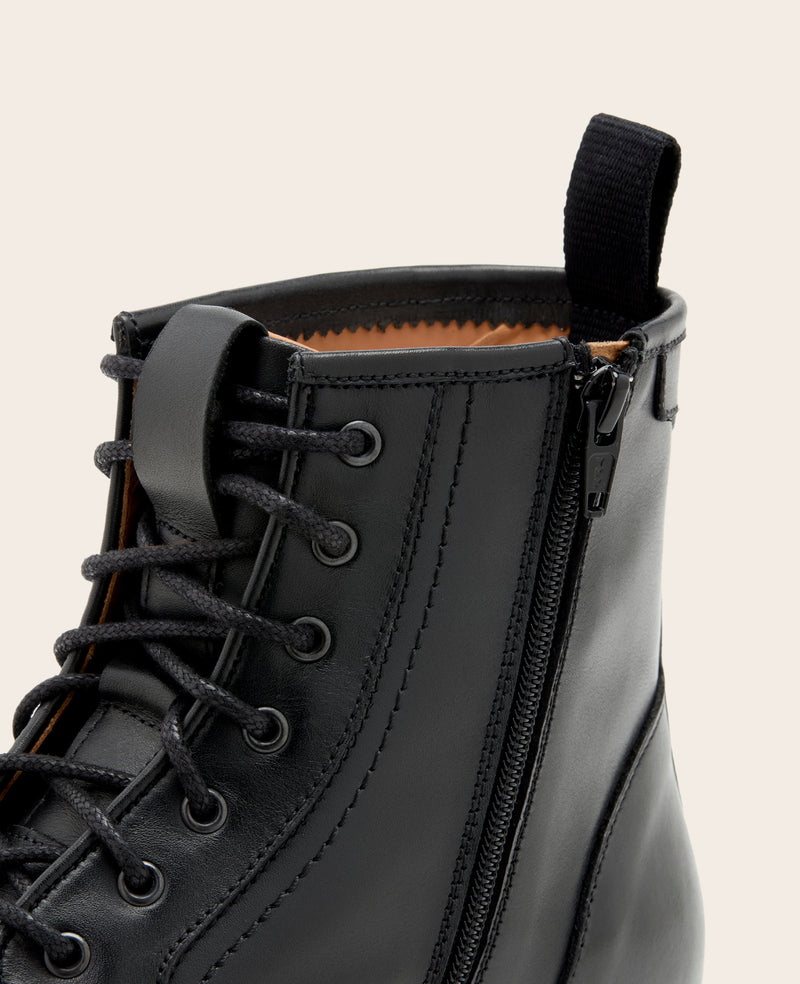 Kenneth Cole - GENTLE SOULS - Almada Leather Boot MENS BOOT for Men