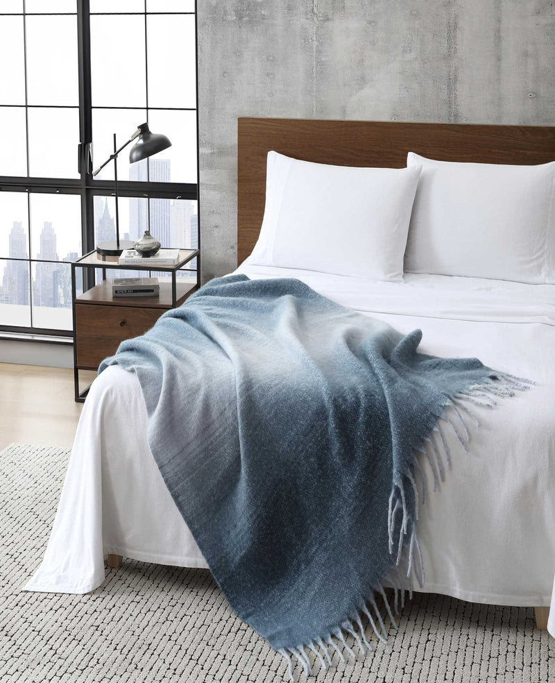 Kenneth Cole - Urban Ombre Throw Blanket Bedding