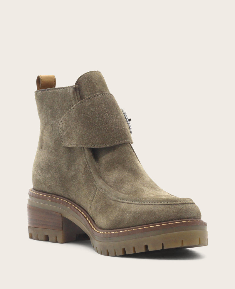 Kenneth Cole - GENTLE SOULS - Baden Suede Buckle Boot WOMENS BOOT for Women