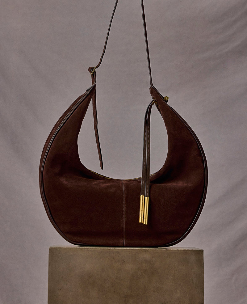 Kenneth Cole - Highline Large Banana Hobo WOMENS SHOULDER BAG for Women
