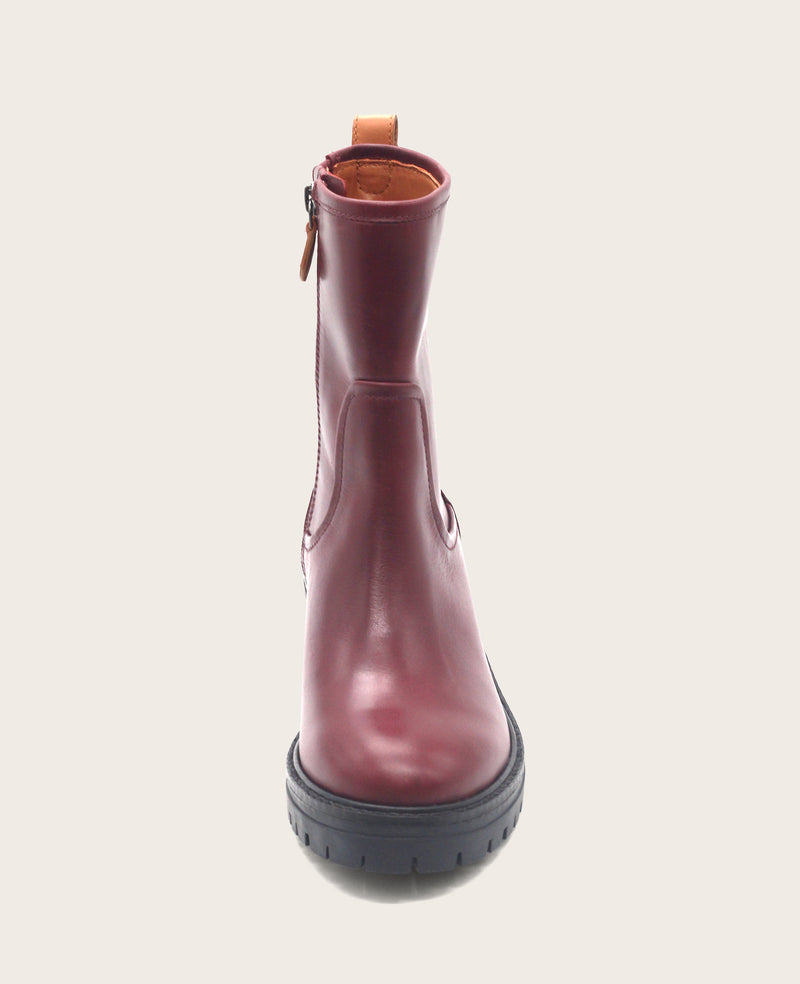 Kenneth Cole - GENTLE SOULS - Bailah Leather Side Zip Lug Boot WOMENS BOOT for Women