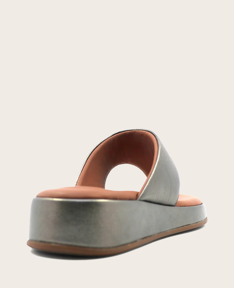 Shop Gentle Souls Daya Metallic Sandal | Kenneth Cole