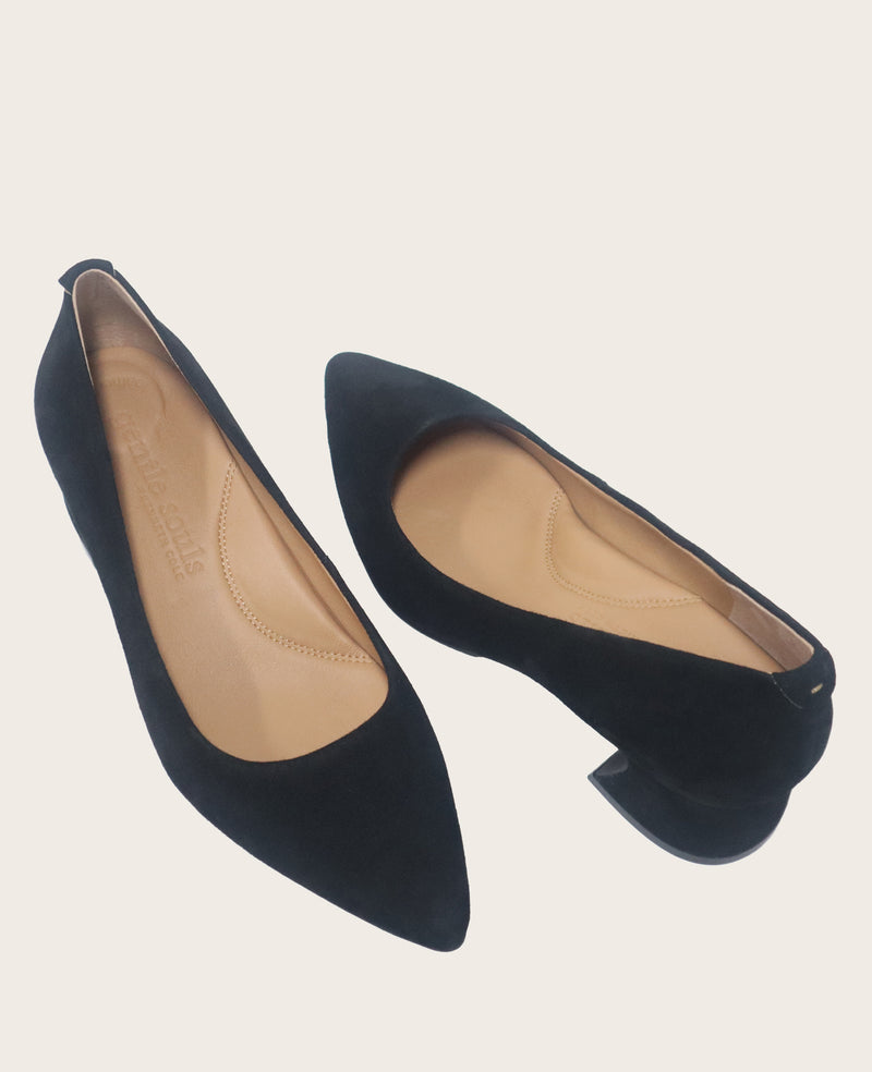 Kenneth Cole - GENTLE SOULS - Gardena Suede Pump WOMENS HEELS for Women