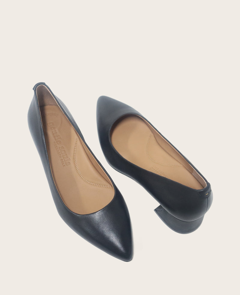 Kenneth Cole - GENTLE SOULS - Gardena Leather Pump WOMENS HEELS for Women