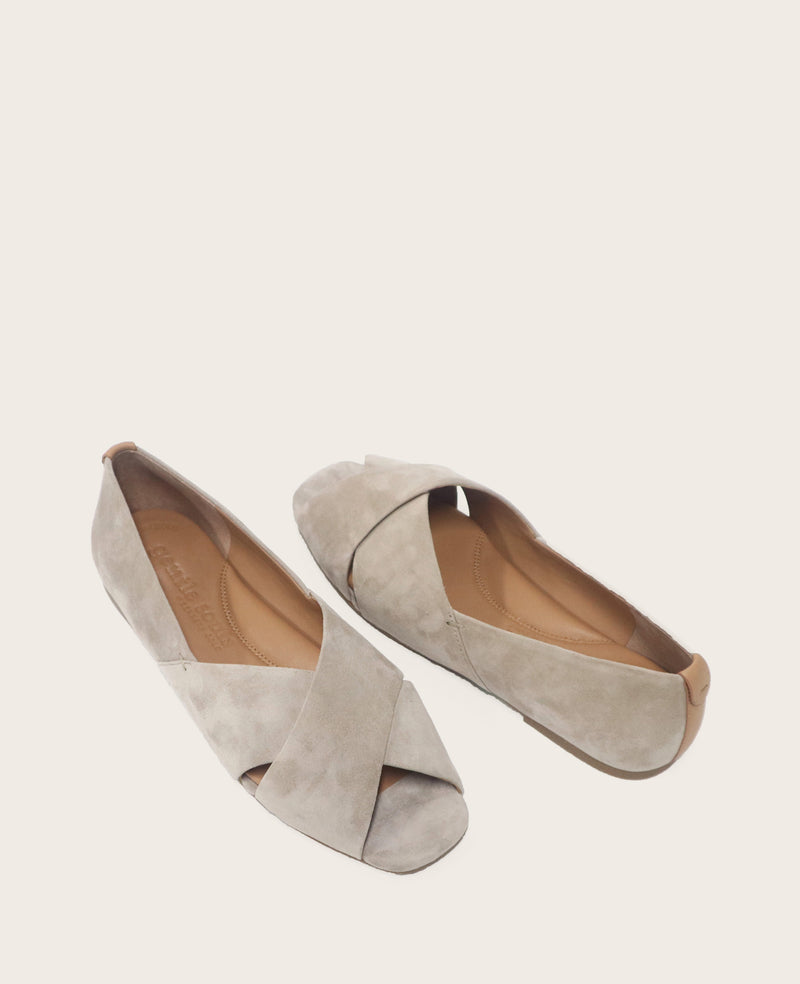 Kenneth Cole - GENTLE SOULS - Whoebe Suede Criss-Cross Open Toe Flat WOMENS FLAT for Women