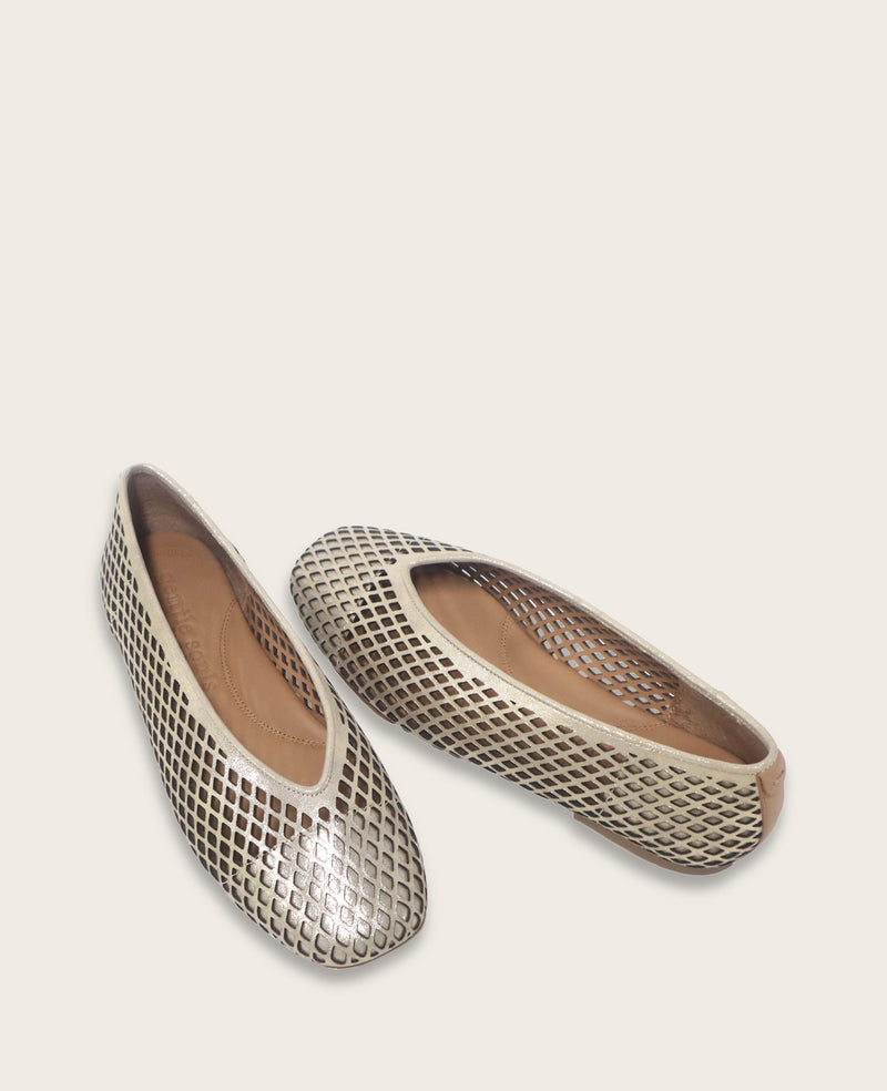 Kenneth Cole - GENTLE SOULS - Willow Perforated Leather Ballet Flat WOMENS FLAT for Women