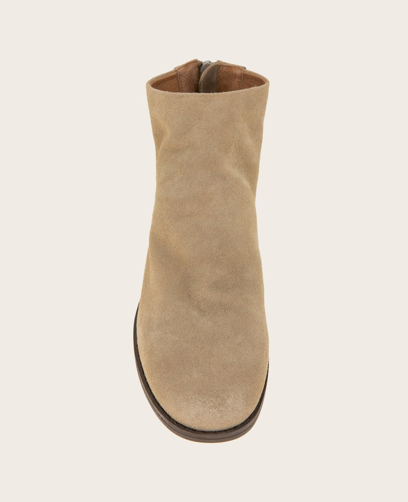 Kenneth Cole - GENTLE SOULS - Emma Suede Zip Bootie WOMENS BOOT for Women