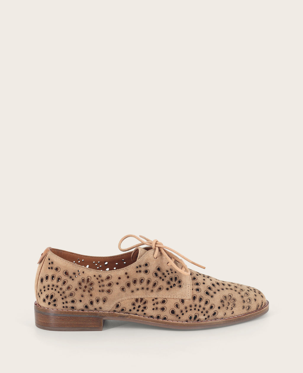 Kenneth Cole - GENTLE SOULS - Aronson Perforated Suede Oxford WOMENS FLAT for Women 