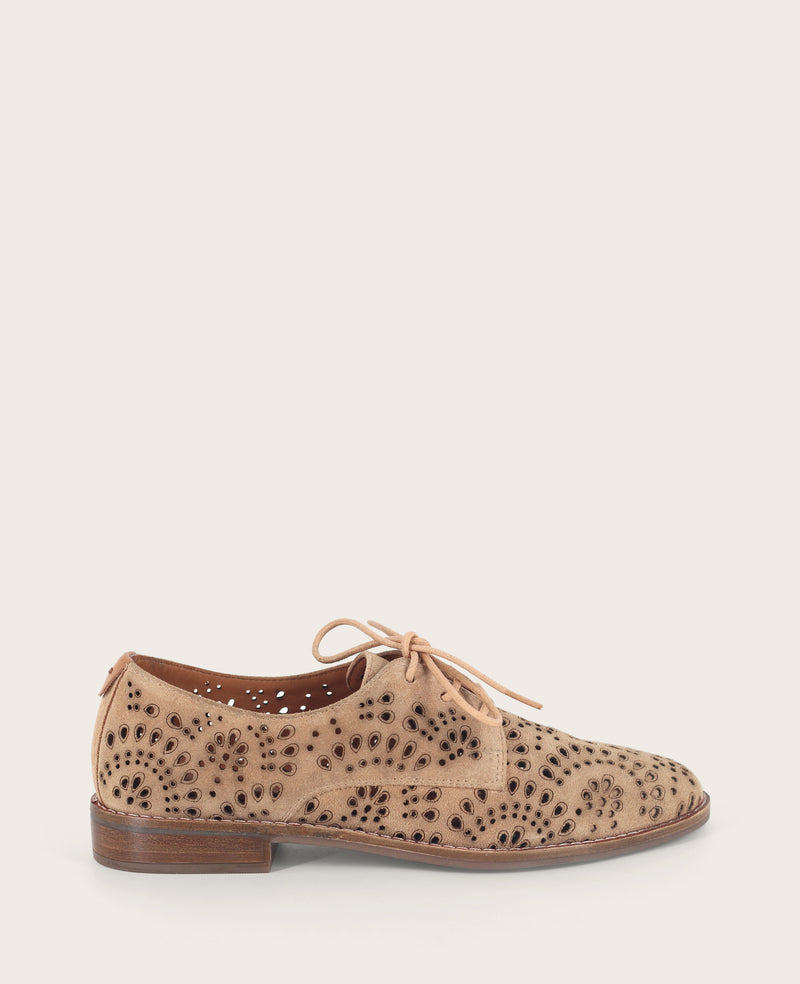 Kenneth Cole - GENTLE SOULS - Aronson Perforated Suede Oxford WOMENS FLAT for Women