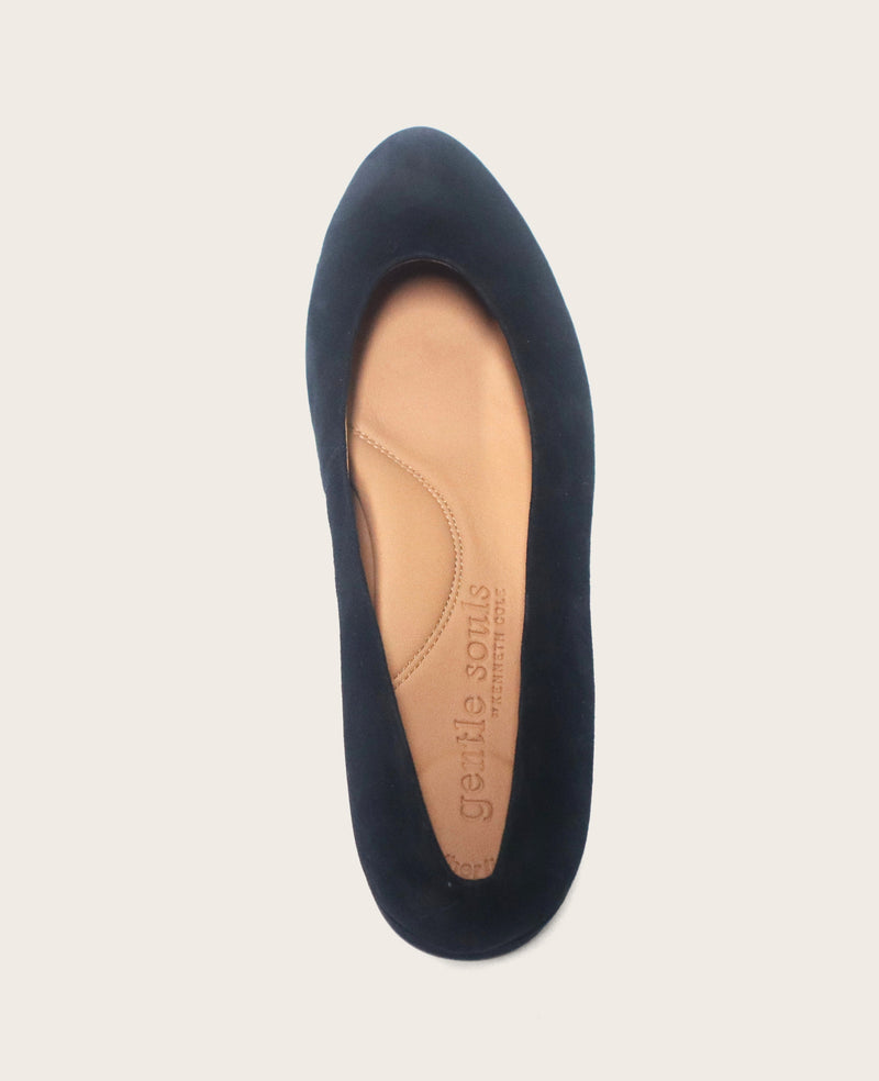 Kenneth Cole - GENTLE SOULS - Atlas V Suede Flat WOMENS FLAT for Women
