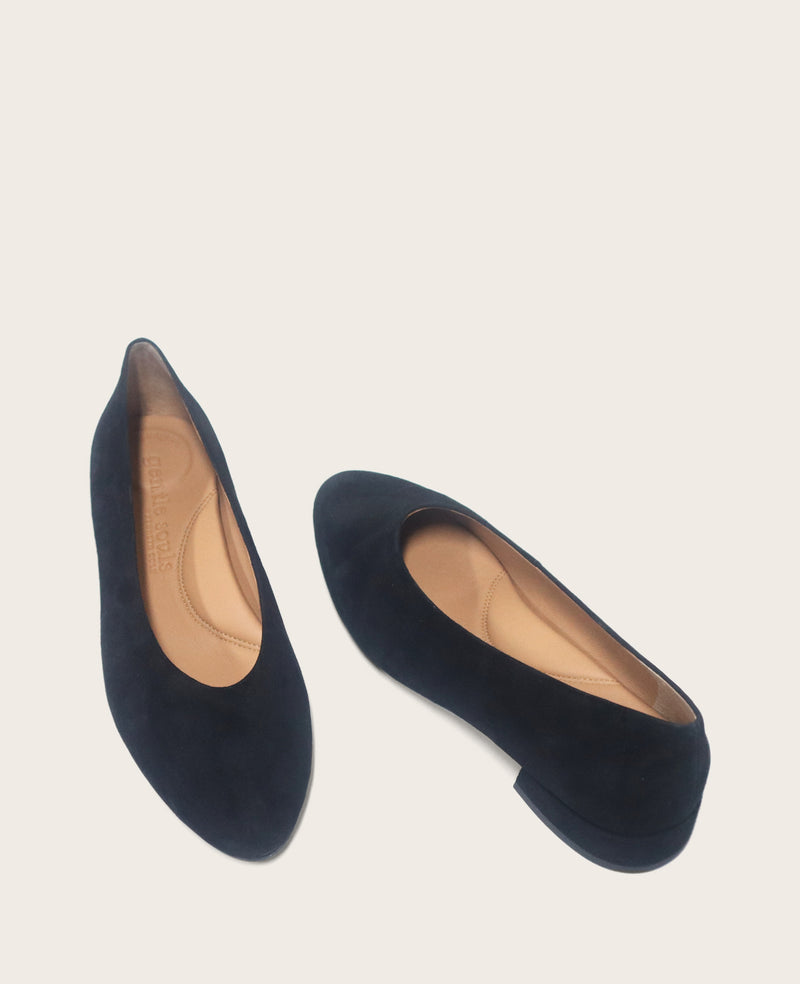Kenneth Cole - GENTLE SOULS - Atlas V Suede Flat WOMENS FLAT for Women