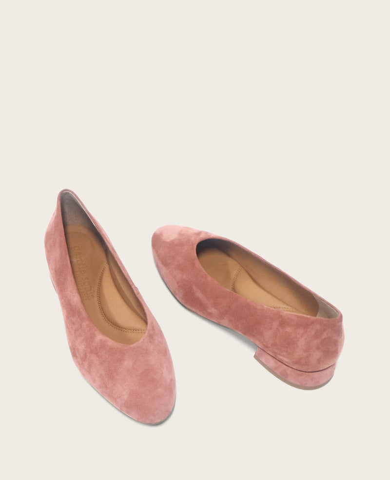 Kenneth Cole - GENTLE SOULS - Atlas V Suede Flat WOMENS FLAT for Women