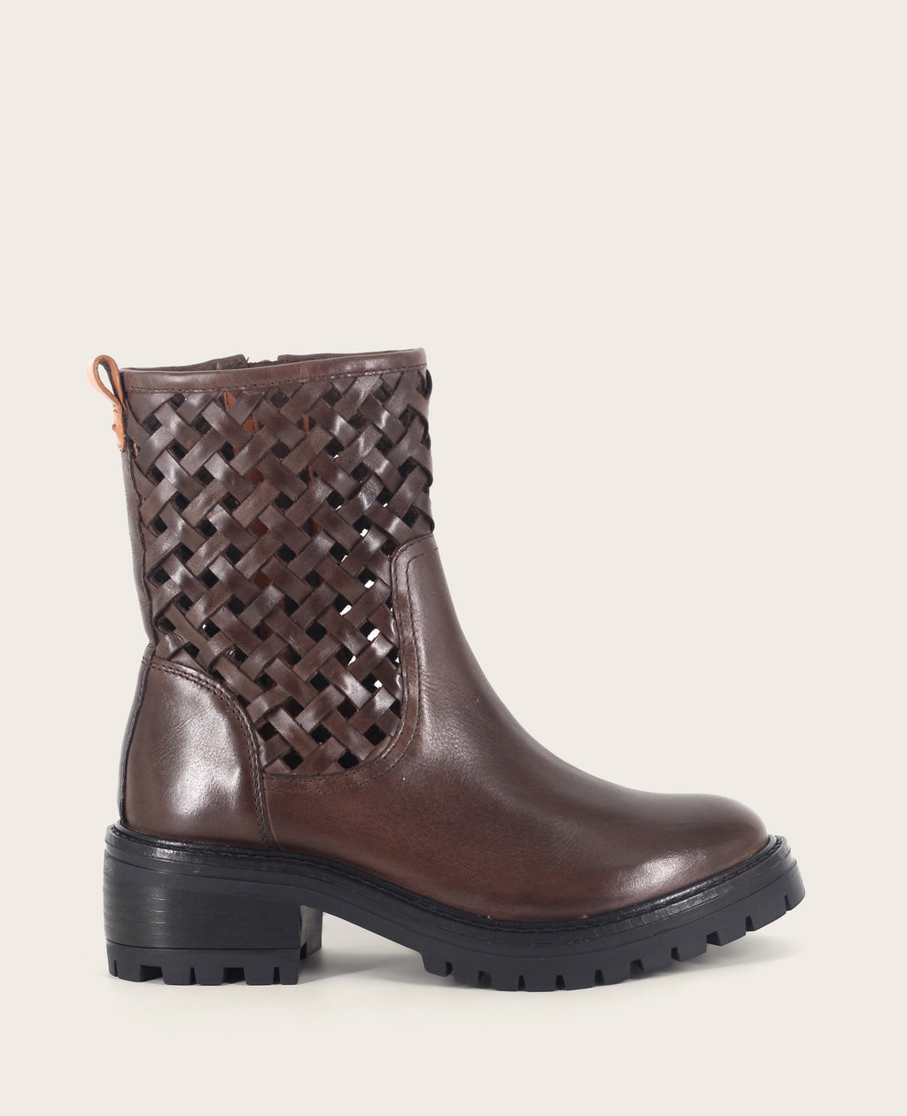 Kenneth Cole - GENTLE SOULS - Bailah Woven Leather Lug Boot WOMENS BOOT for Women 
