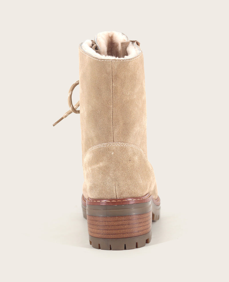 Kenneth Cole - GENTLE SOULS - Bliss Suede Lace Up Lug Boot WOMENS BOOT for Women