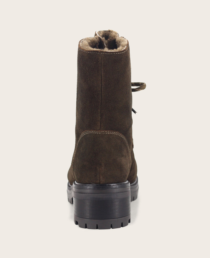 Kenneth Cole - GENTLE SOULS - Bliss Suede Lace Up Lug Boot WOMENS BOOT for Women