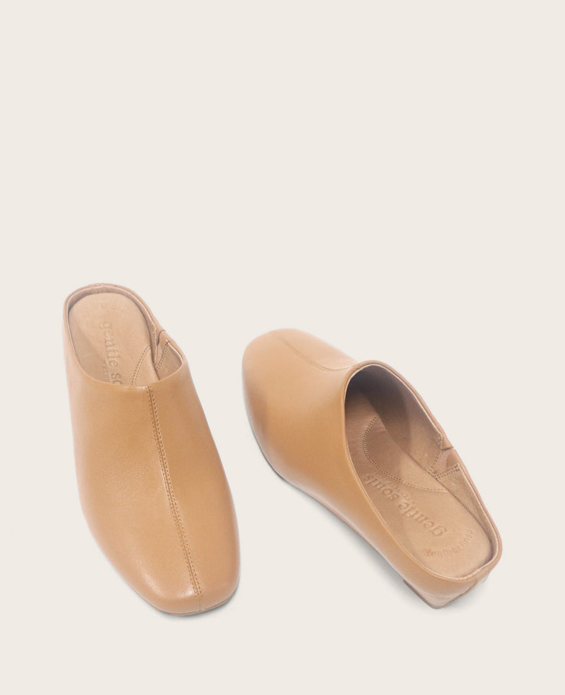 Kenneth Cole - GENTLE SOULS - Carmena Leather Mule Heel WOMENS FLAT for Women