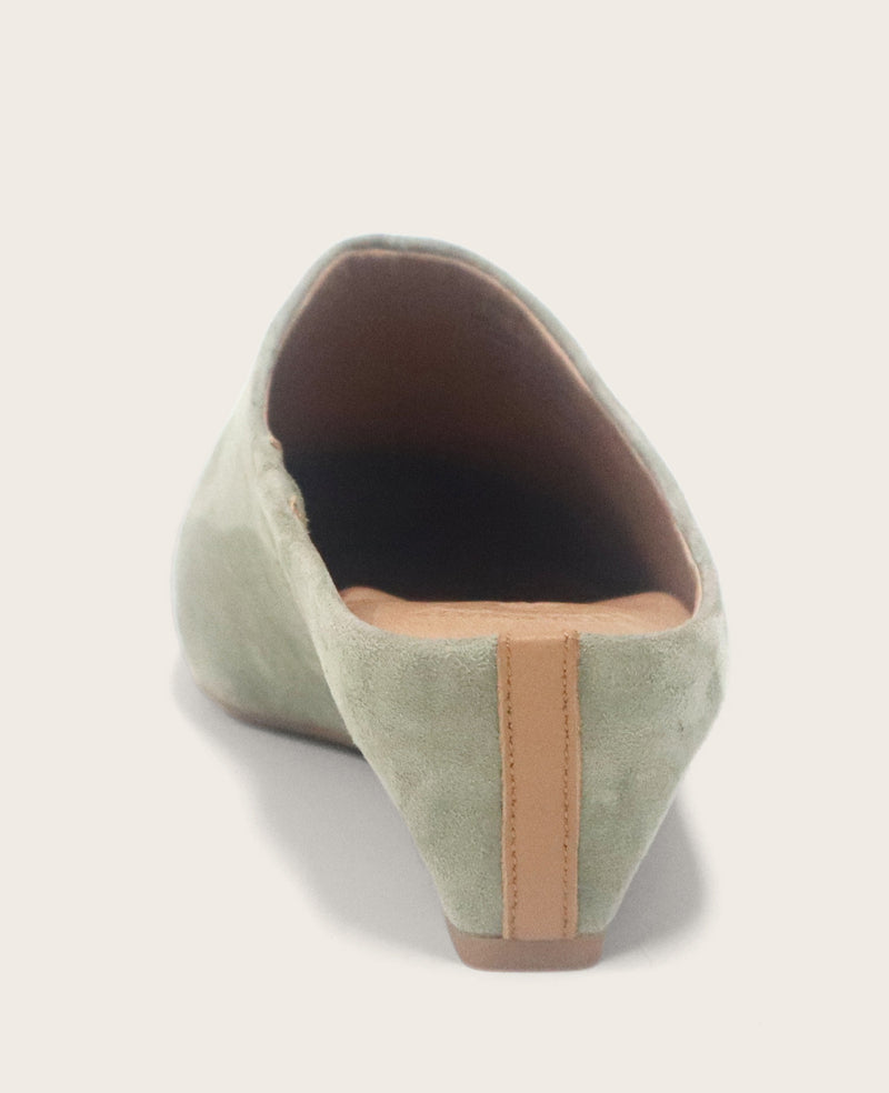 Kenneth Cole - GENTLE SOULS - Carmena Suede Mule Heel WOMENS FLAT for Women