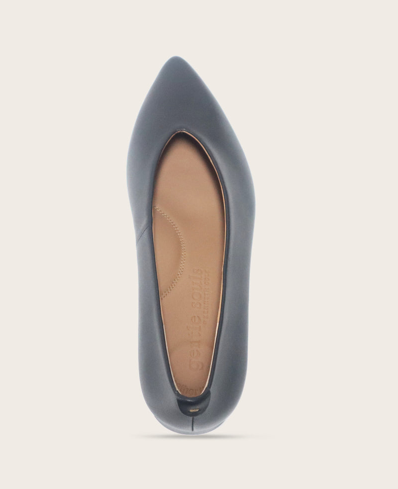 Kenneth Cole - GENTLE SOULS - Galleria Leather Pump WOMENS HEELS for Women