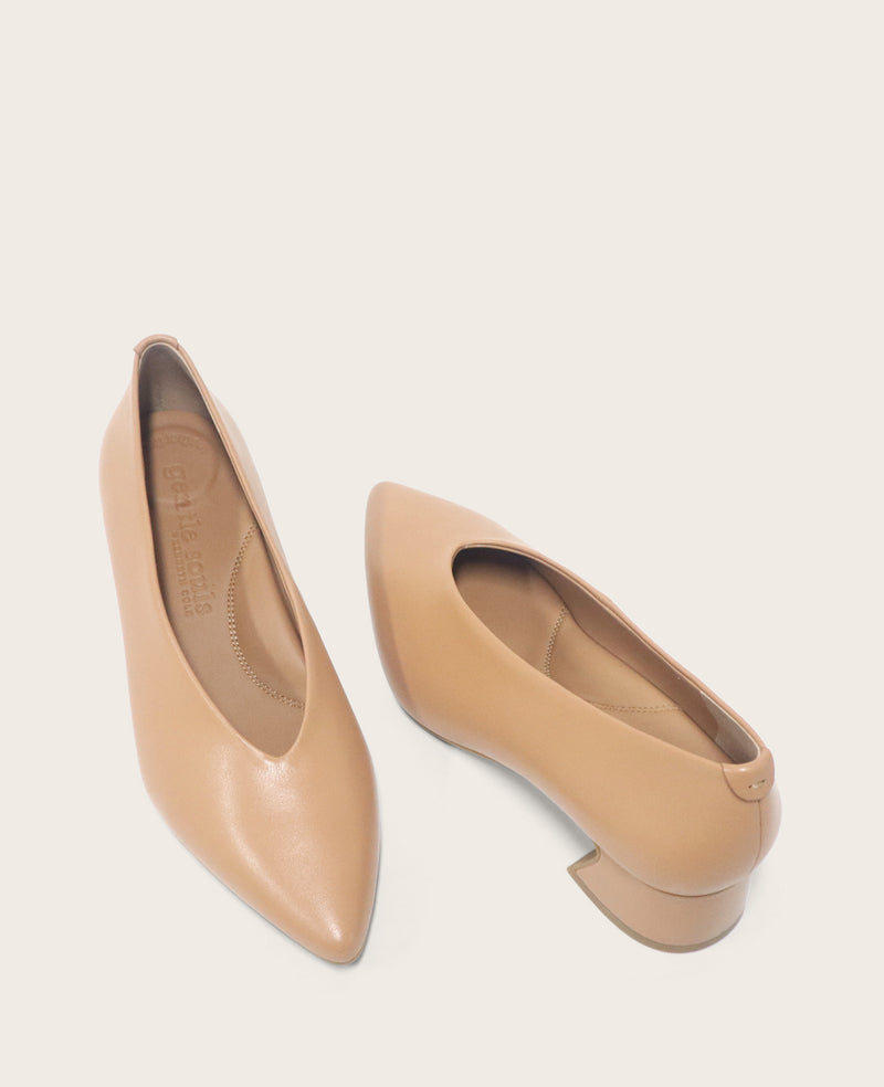 Kenneth Cole - GENTLE SOULS - Galleria Leather Pump WOMENS HEELS for Women