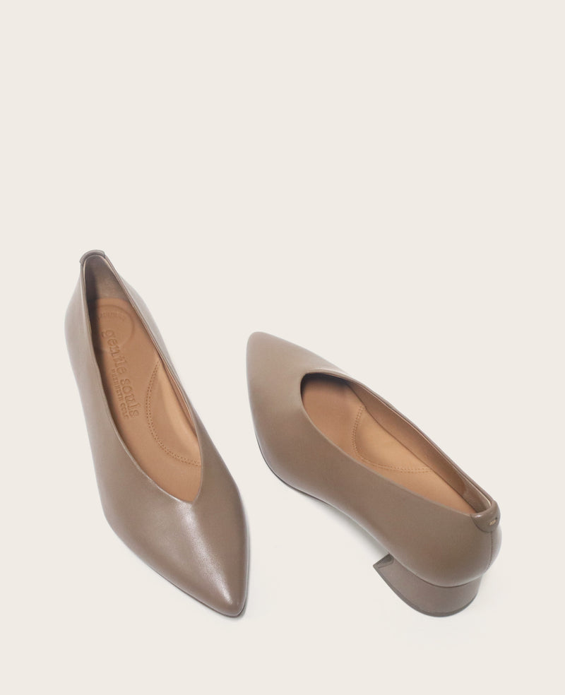 Kenneth Cole - GENTLE SOULS - Galleria Leather Pump WOMENS HEELS for Women