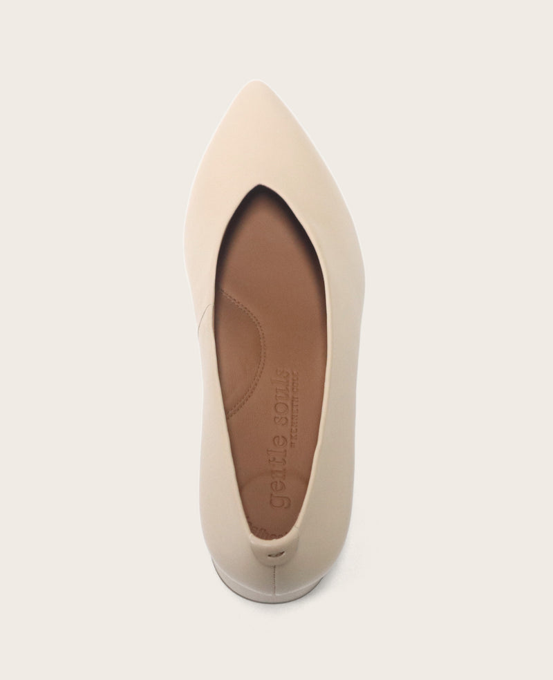 Kenneth Cole - GENTLE SOULS - Galleria Leather Pump WOMENS HEELS for Women