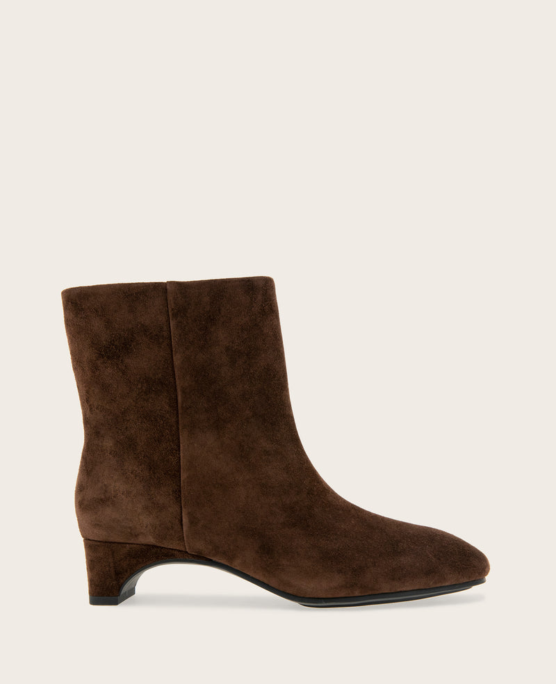 Kenneth Cole - GENTLE SOULS - Nalston Suede Bootie WOMENS BOOT for Women