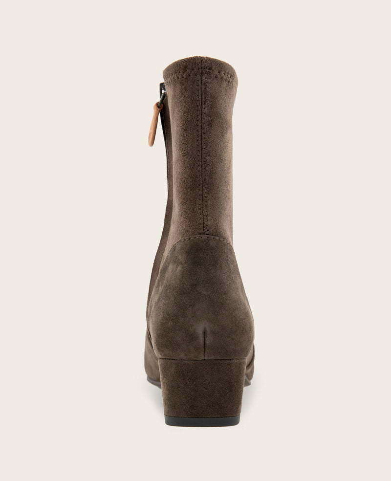 Kenneth Cole - GENTLE SOULS - Namaste Micro Suede Bootie WOMENS BOOT for Women