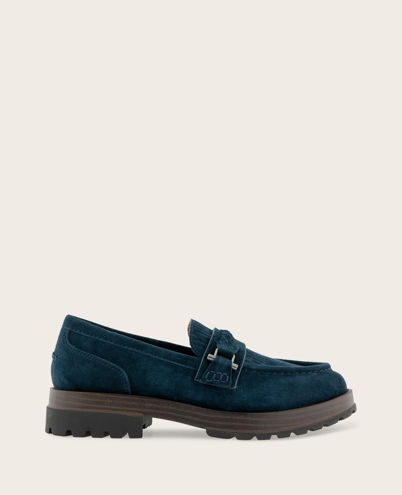 Kenneth Cole - GENTLE SOULS - Polly Bit Corduroy Suede Lug Sole Loafer WOMENS FLAT for Women