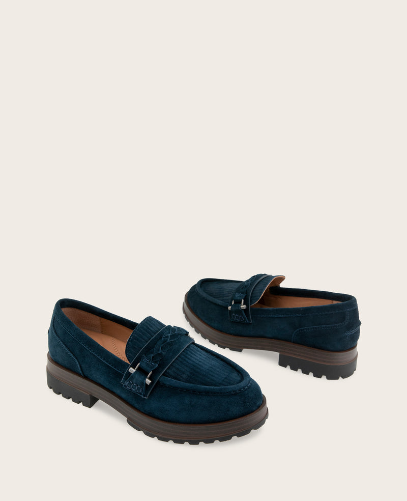 Kenneth Cole - GENTLE SOULS - Polly Bit Corduroy Suede Lug Sole Loafer WOMENS FLAT for Women