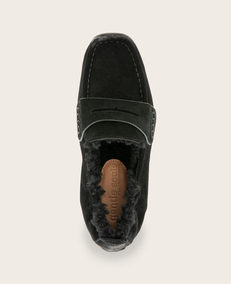 Kenneth Cole - GENTLE SOULS - Sophie Cozy Suede Driver WOMENS FLAT for Women