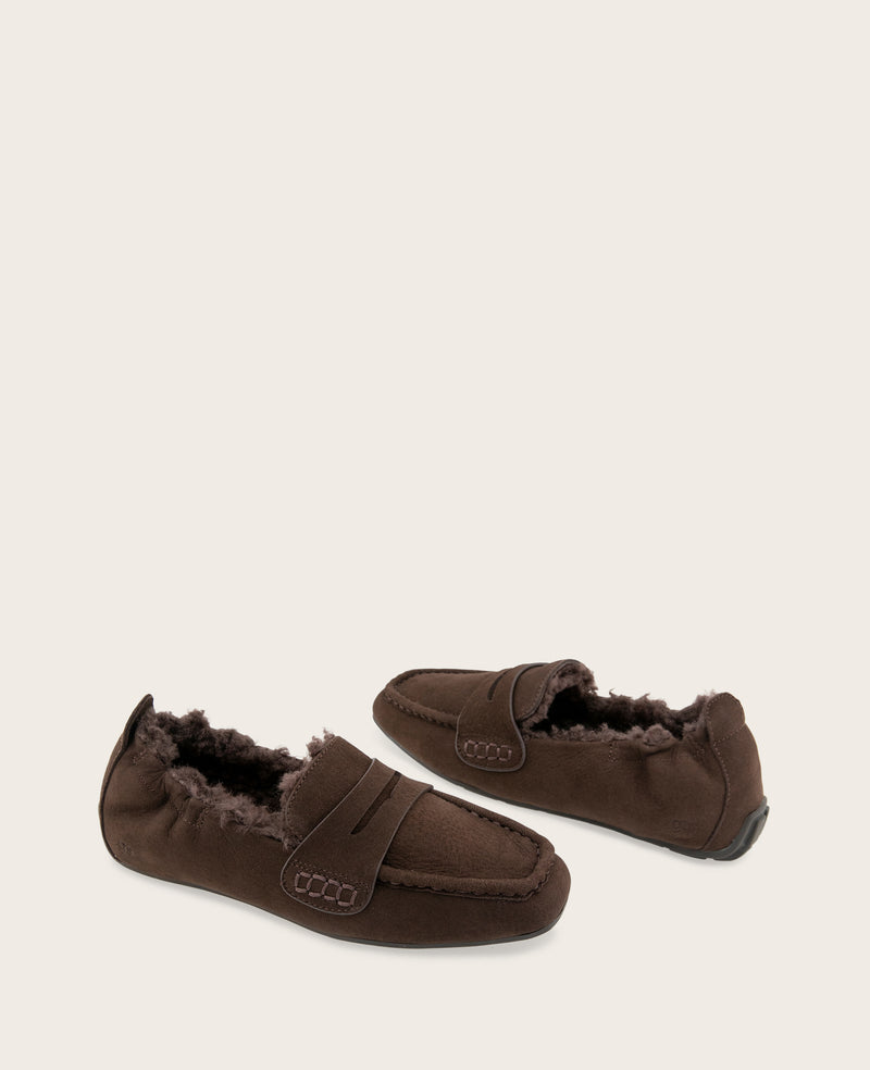 Kenneth Cole - GENTLE SOULS - Sophie Cozy Suede Driver WOMENS FLAT for Women