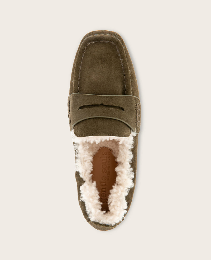 Kenneth Cole - GENTLE SOULS - Sophie Cozy Suede Driver WOMENS FLAT for Women