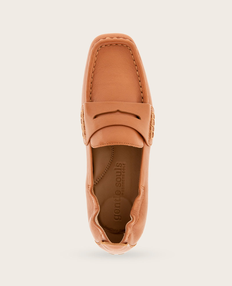Kenneth Cole - GENTLE SOULS - Sophie Driver Leather Loafer WOMENS FLAT for Women