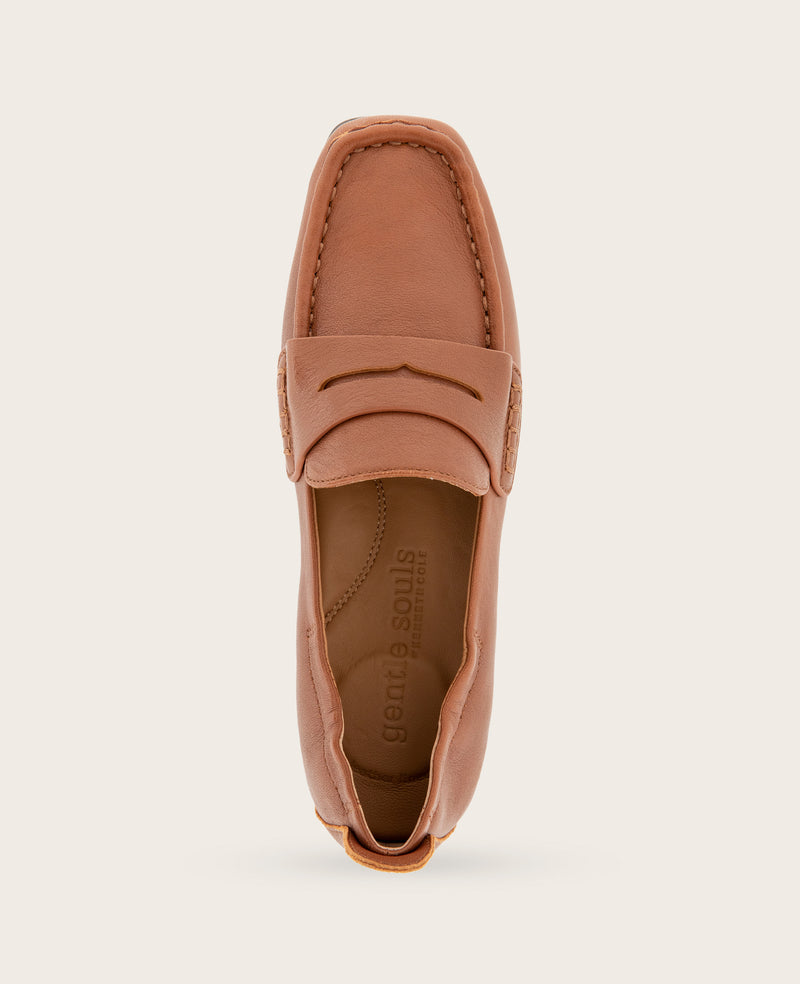 Kenneth Cole - GENTLE SOULS - Sophie Driver Leather Loafer WOMENS FLAT for Women
