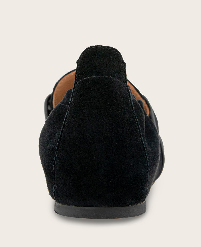 Kenneth Cole - GENTLE SOULS - Sophie Knot Suede Loafer WOMENS FLAT for Women