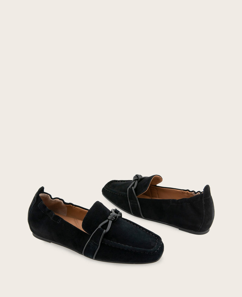 Kenneth Cole - GENTLE SOULS - Sophie Knot Suede Loafer WOMENS FLAT for Women