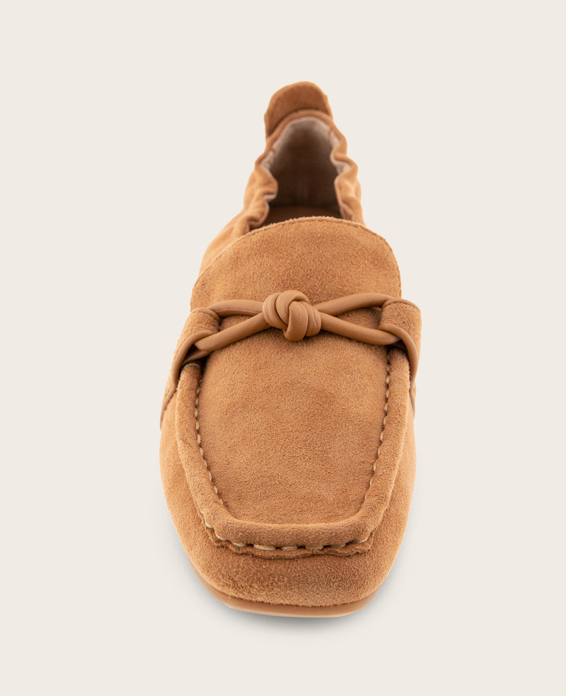 Kenneth Cole - GENTLE SOULS - Sophie Knot Suede Loafer WOMENS FLAT for Women