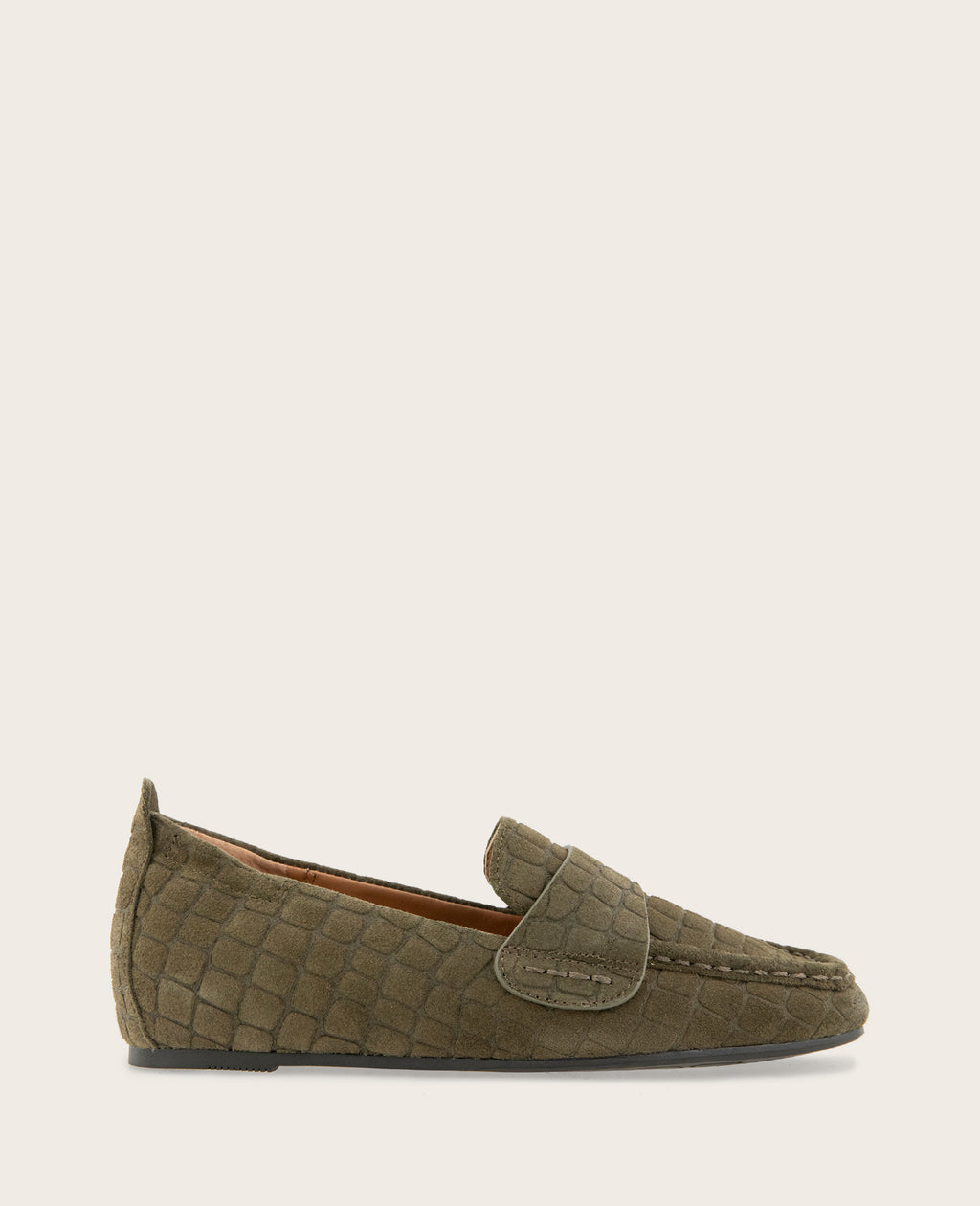 Kenneth Cole - GENTLE SOULS - Sophie Suede Embossed Loafer WOMENS FLAT for Women 