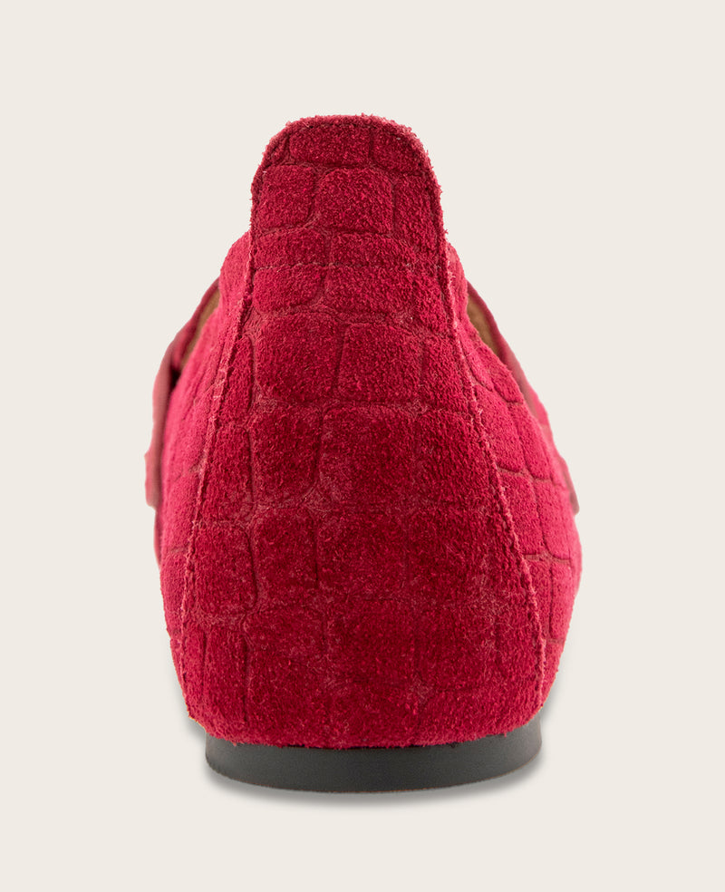 Kenneth Cole - GENTLE SOULS - Sophie Suede Embossed Loafer WOMENS FLAT for Women