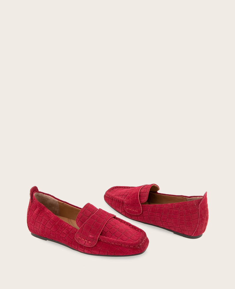 Kenneth Cole - GENTLE SOULS - Sophie Suede Embossed Loafer WOMENS FLAT for Women