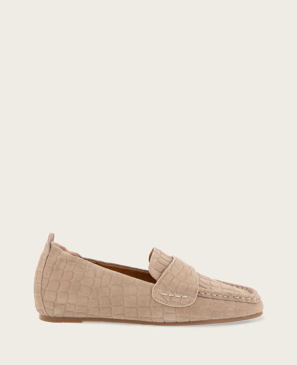 Kenneth Cole - GENTLE SOULS - Sophie Suede Embossed Loafer WOMENS FLAT for Women 