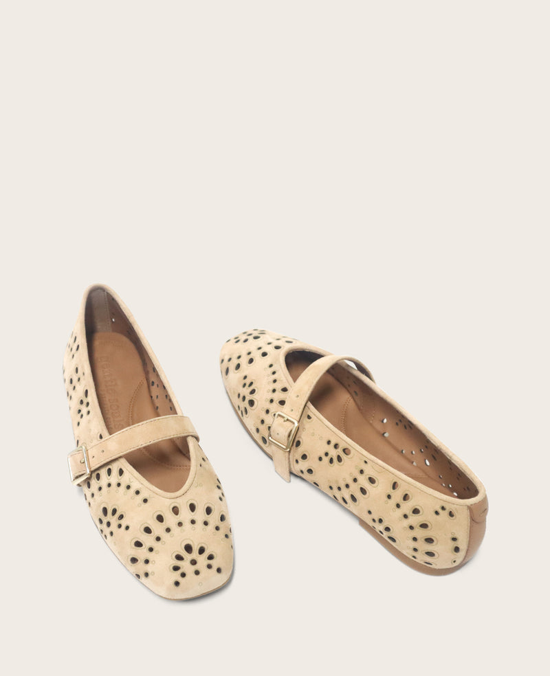 Kenneth Cole - GENTLE SOULS - Winifred Cut Out Mary Jane Flat WOMENS FLAT for Women